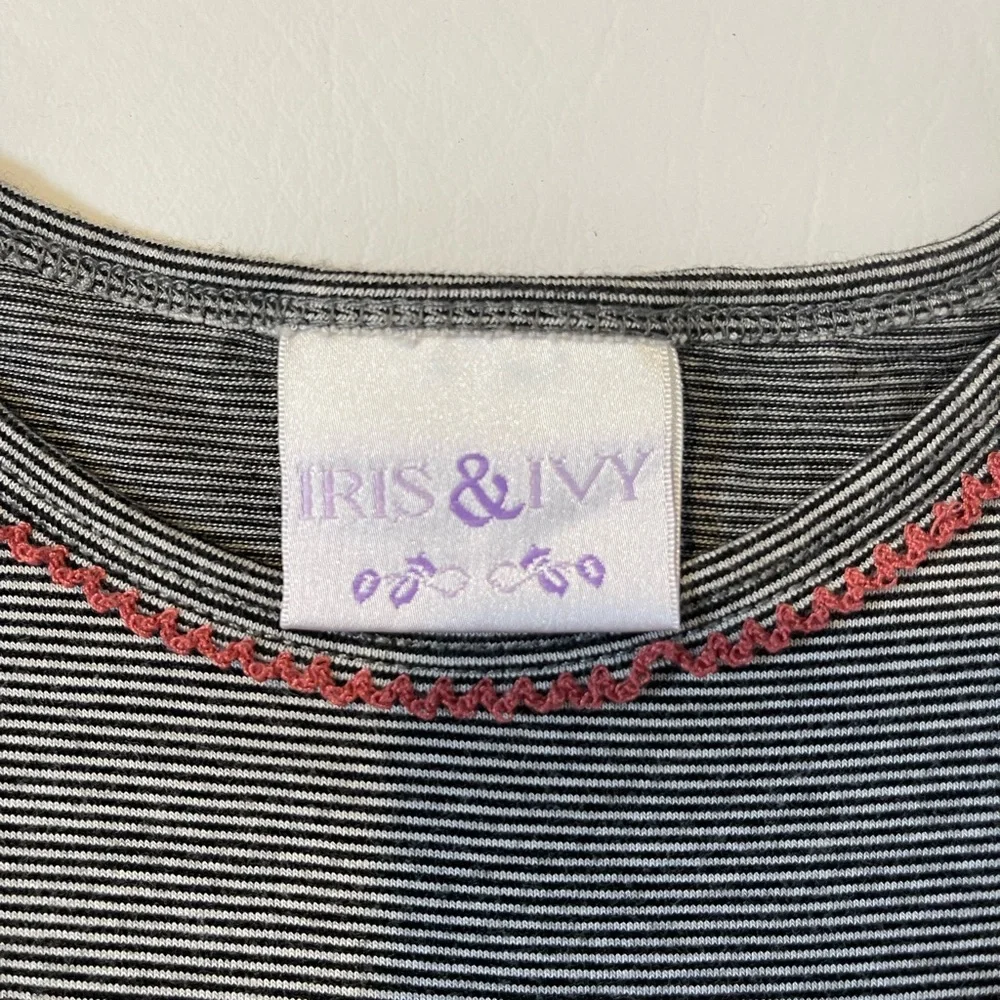 Iris & Ivy Gray Stripe and Floral, Long sleeve Girls Dress. Size 6X. Preloved. - Picture 7 of 10